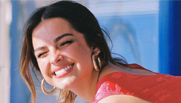 Addison Rae Easterling, la joven que más dinero gana en TikTok, sonriendo en una fotografía. | Foto: Instagram.