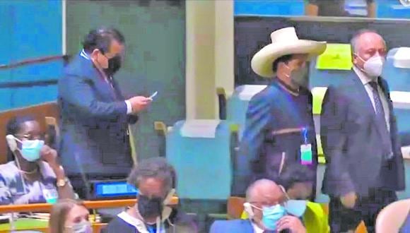 Durante el discurso del mandatario de Brasil, Jair Bolsonaro, en la Asamblea General de las Naciones Unidas (ONU), el presidente Pedro Castillo fue captado retirándose del recinto.