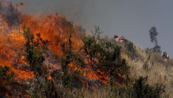 Fuego continúa en regiones del Norte del país