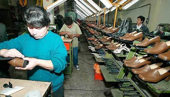  Gobierno impulsa producción de calzado de calidad