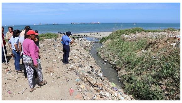 La EPS Grau continúa contaminando las playas de Talara con aguas servidas