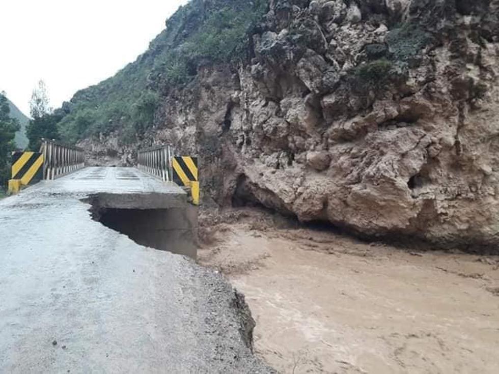 Colapsan tres puentes tras fuertes lluvias en la provincia de Pataz (VIDEO)