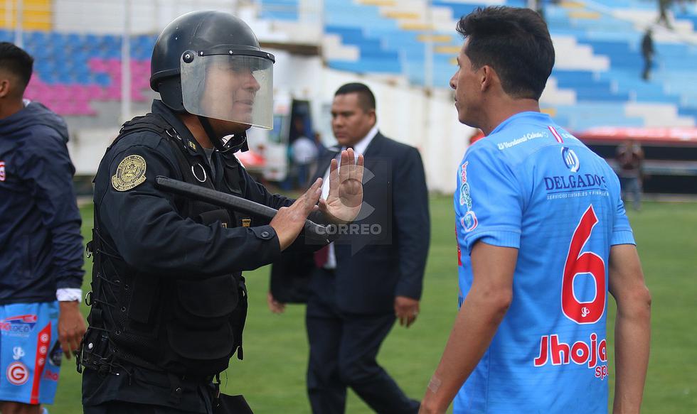 Copa Perú: Deportivo Garcilaso VS. Deportivo Llacuabamba termina en bronca (FOTOS)