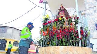 Templo de Virgen del Cocharcas en Huancayo permanece cerrado pero devotos acuden a rezar (VIDEO)