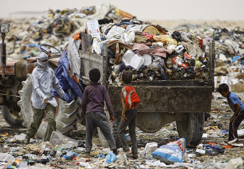 Banco Mundial: extrema pobreza global bajará por primera vez del 10 % en 2015