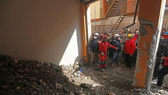 Comisario del centro poblado de Retamas informa del hallazgo de una posible cuarta víctima del deslizamiento. (Foto: Presidencia)