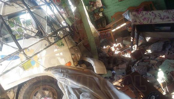 Ascope: Camión de la comuna de Santiago de Cao derriba pared de una vivienda 