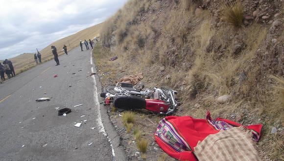 Cusco: Bus mata a toda una familia que viajaba en motocicleta