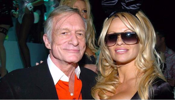 Así fue la conmovedora despedida de Pamela Anderson a Hugh Hefner [VIDEO]