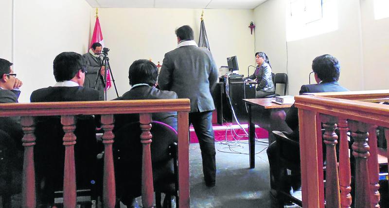 Huancavelica: Lo sentencian por ofrecer coima a policía