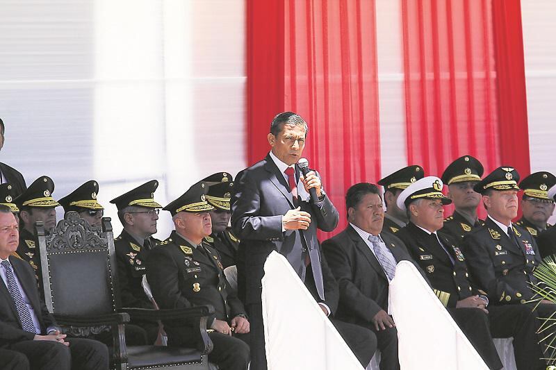 Ollanta Humala invita a los jóvenes  a sumarse a las FF.AA.