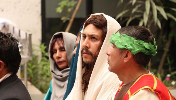 El tío del actor Javier Diaz interpretó a Jesús hace 40 años, hoy él continúa con la tradición familiar. (Foto: Difusión)