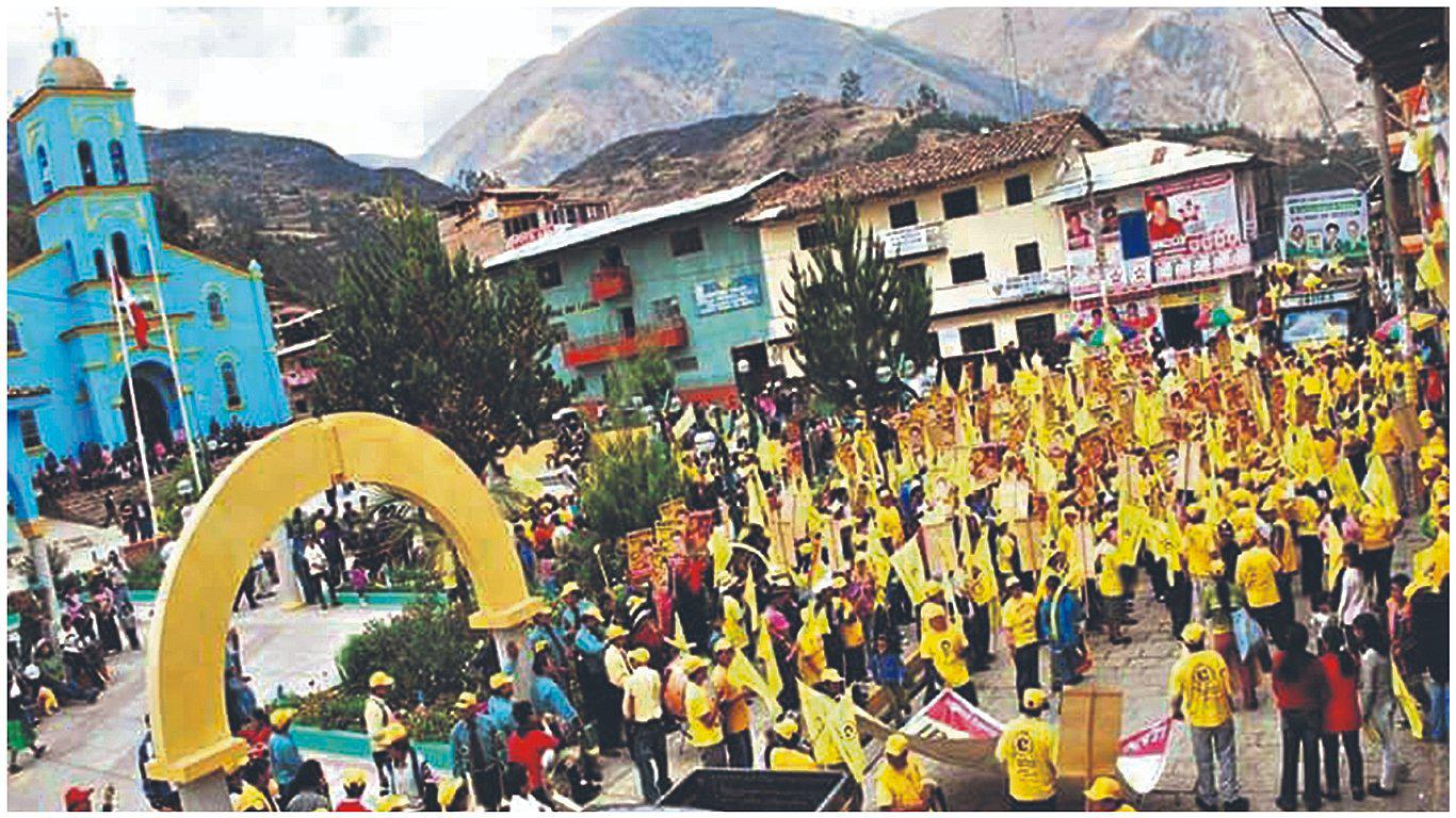 5 alcaldes y 3 consejeros regionales electos con pasado “comando” 