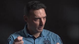 Scaloni lloró de emoción al explicar que Argentina “juega para la gente” (VIDEO)