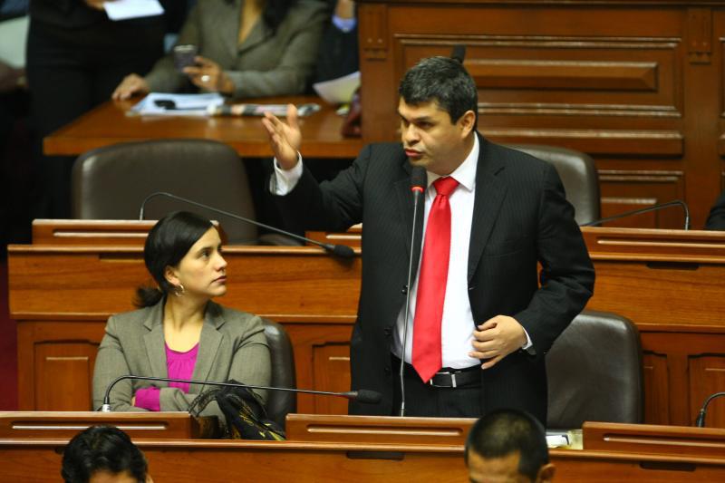 De Belaunde Lossio a la familia Heredia