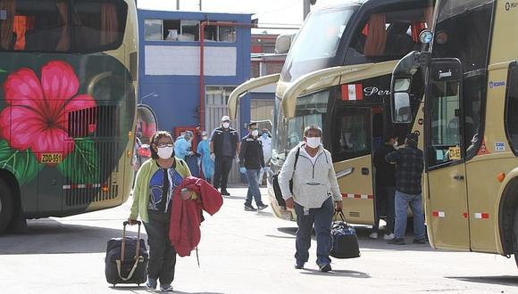Más de 200 retornaron de Lima  a la Ciudad Blanca