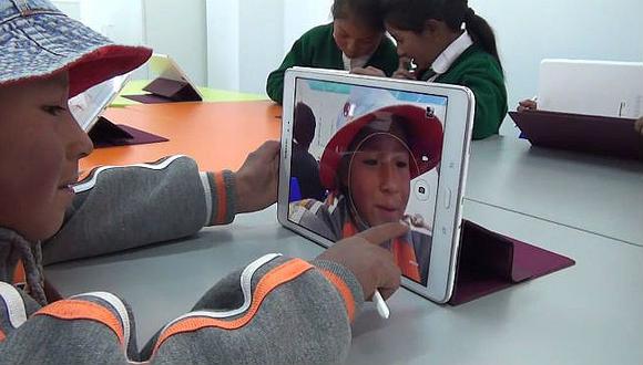 Aulas interactivas: una solución para la educación (VIDEO)