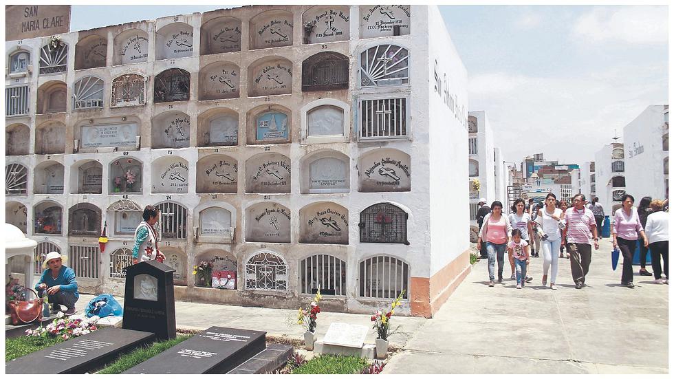 Homenaje a los que partieron (FOTOS)