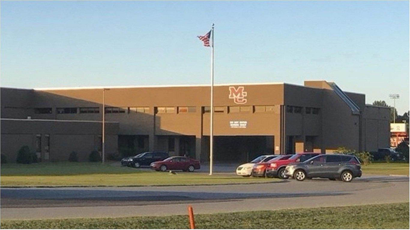 Tiroteo en una escuela deja un muerto y varios heridos en EE.UU.