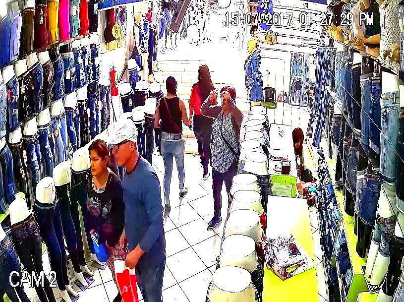 Trujillo: Banda de tenderos roban S/ 7 mil en tienda comercial (VIDEO)