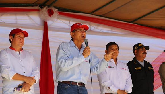 Vizcarra pide a alcaldes sacar adelante las obras de la reconstrucción 