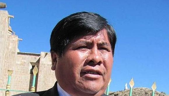 Gobernador de Puno anuncia cambio de funcionarios en transporte y salud