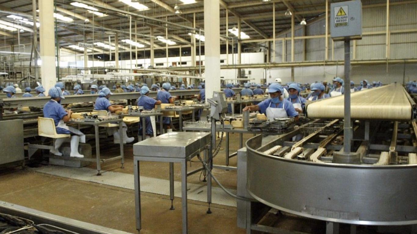 Perú importa 7 de cada 10 conservas de pescado que se venden en el país