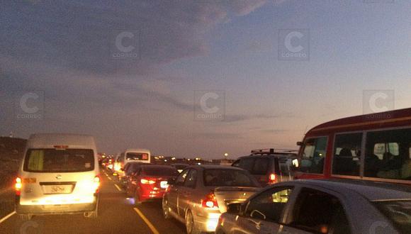 Por caos vehicular en la Costanera viaje a Tacna demandó dos horas