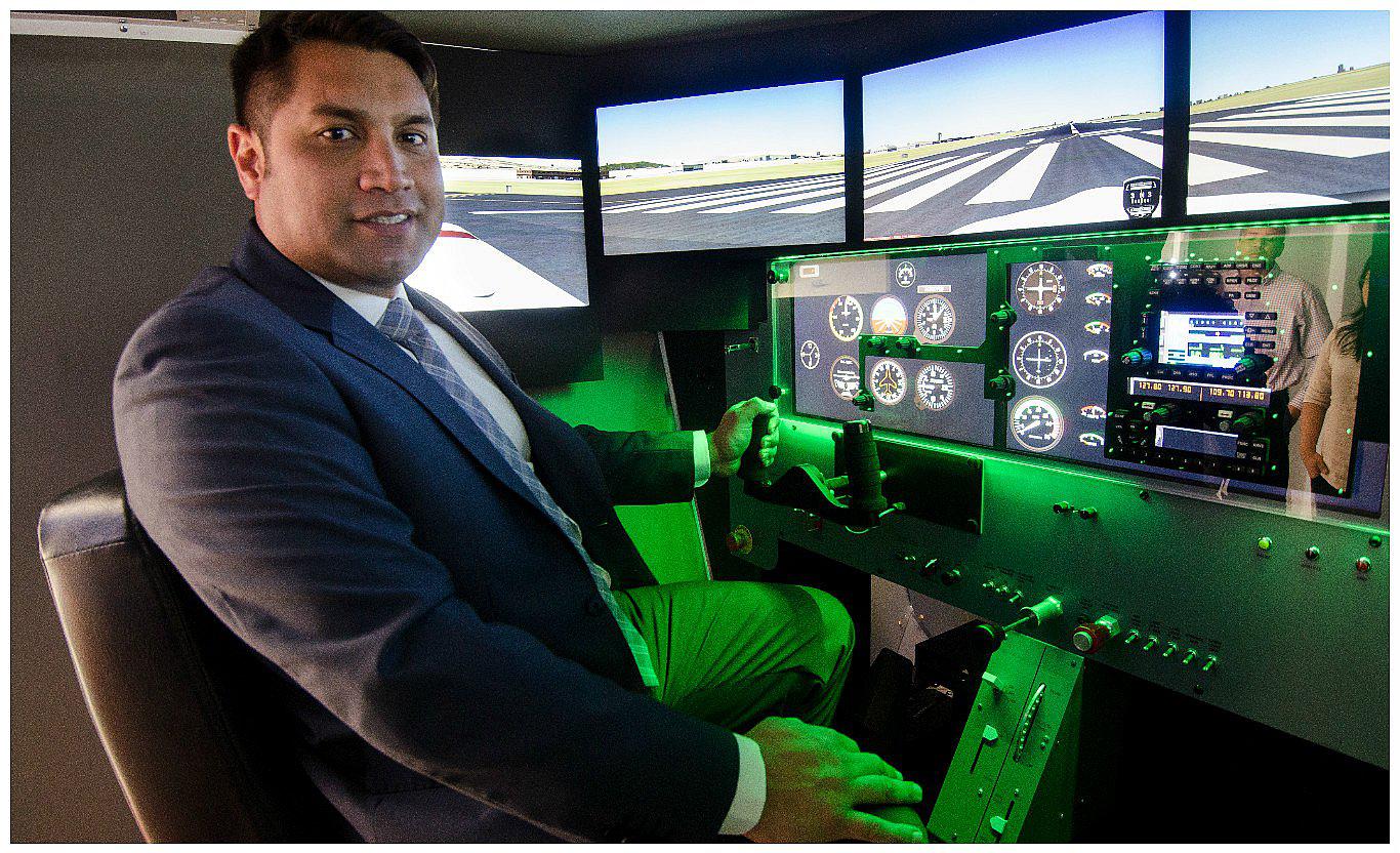 César Cabrera: “La formación de pilotos en Perú va por buen camino”