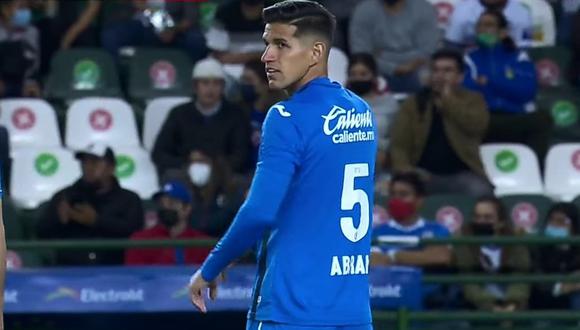 Luis Abram debutó con la camiseta de Cruz Azul en la Liga MX. (Foto: Captura)