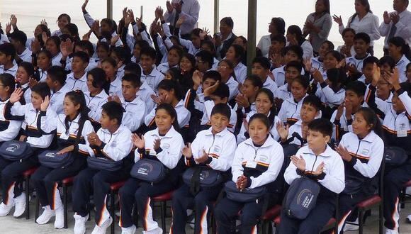 Destacan ingreso de escolares de Omate al Coar Moquegua