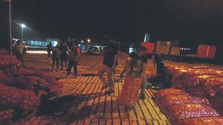 Tumbes: Policías hallan 250 sacos de cebolla abandonados en la frontera
