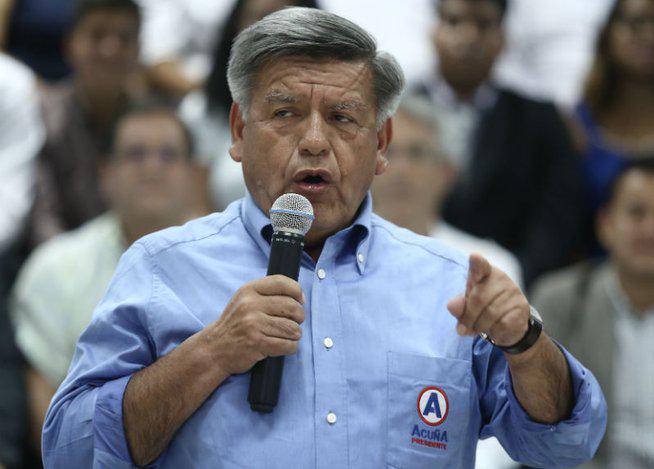 César Acuña: Retirarán paneles en la Universidad César Vallejo en el que aparece candidato 