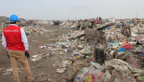 Residuos sólidos acumulados en puntos críticos generan el riesgo de afectar la salud de la población.
