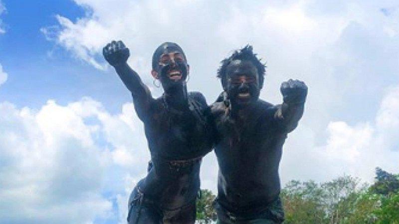Poly Ávila es captada en la selva peruana junto a periodista deportivo Michael Succar (FOTOS)