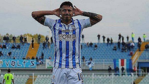 Gianluca Lapadula anotó en victoria del Pescara que acaricia la Serie A