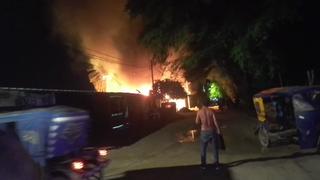 Dos incendios consumen más de 10 viviendas en Piura y Paita