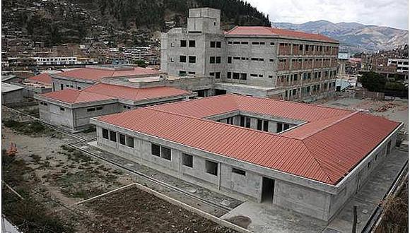 Reinicio de trabajos en nuevo Hospital de Andahuaylas no muestra avances