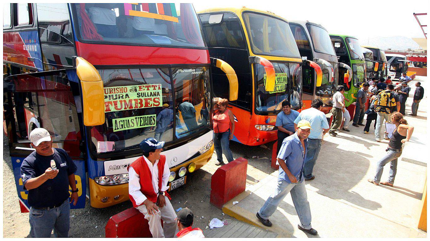 Fiestas Patrias 2016: terminal Fiori registra alza 'excesiva' de pasajes para usuarios