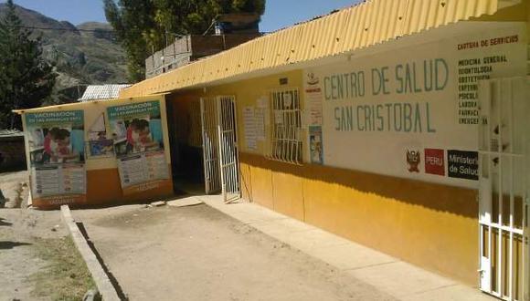 Colapsa atenciones en centro de salud de San Cristóbal