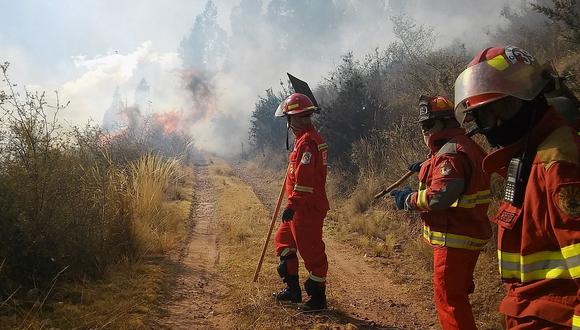 Bomberos sufren lesiones por no contar con equipo para incendios forestales