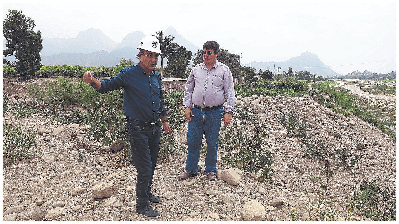Abastecía camionetas en local edil y hoy gana obra 