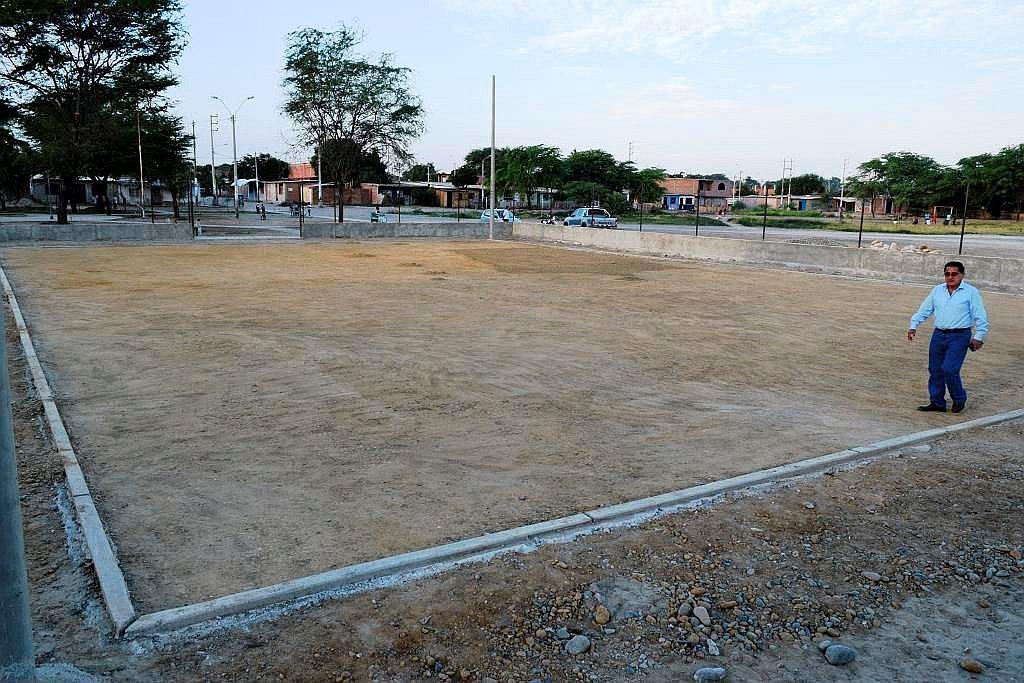 Piura: Tres modernas canchas deportivas se construirán en Veintiséis de Octubre