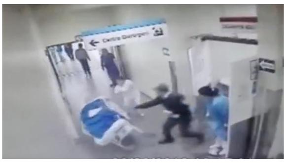 EsSalud: revelan video de paciente que murió al caer de una camilla (VIDEO)