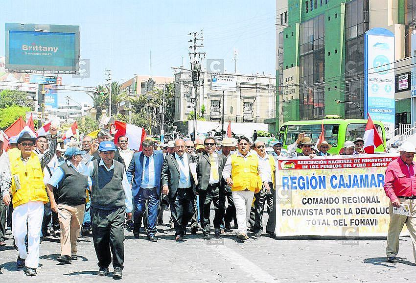 Fonavistas piden a TC que se respete devolución de aportes