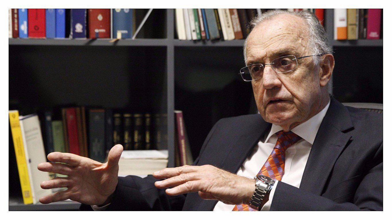 Eligen a Augusto Ferrero Costa como nuevo magistrado del TC (VIDEO)