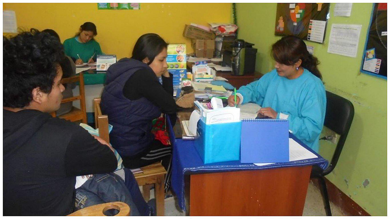 80 profesionales de la salud harán su Serum en Huancayo, Chupaca y Concepción