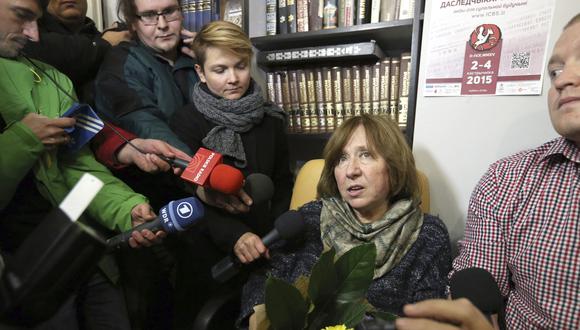 El Kremlin critica las declaraciones de Svetlana Alexiévich sobre Ucrania