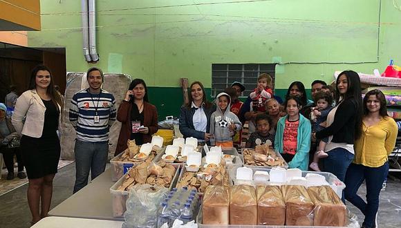 Panadería reparte desayunos a ciudadanos extranjeros en San Juan de Lurigancho