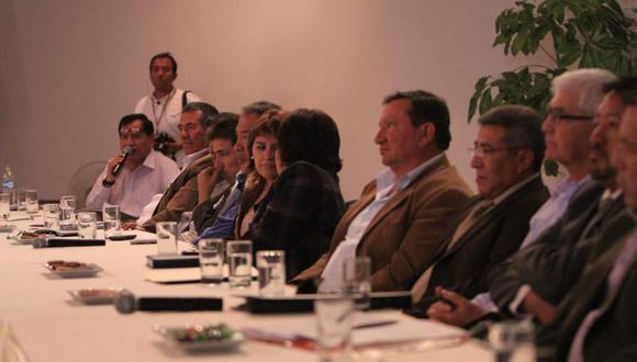 Alcaldes se reúnen en Junta de Accionistas de Sedapar